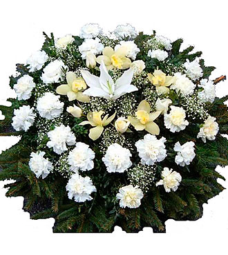 Wreath with white flowers