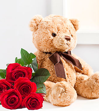 Seven Red Roses and Teddy