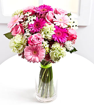 Romantic bouquet in paste