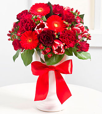 Elegant Bouquet in Red Co